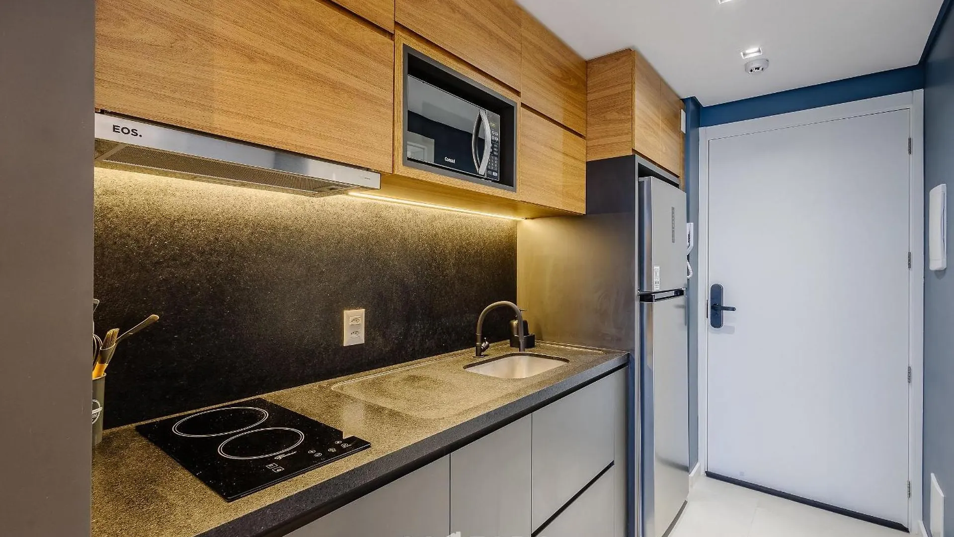 Estudio Em Cond. C/ Piscina Em Floripa Ogd0401 Florianópolis البرازيل